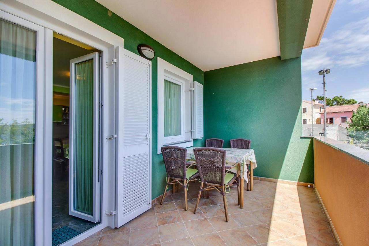 Apartments And Rooms By The Sea Nerezine, Losinj - 11815 Eksteriør bilde