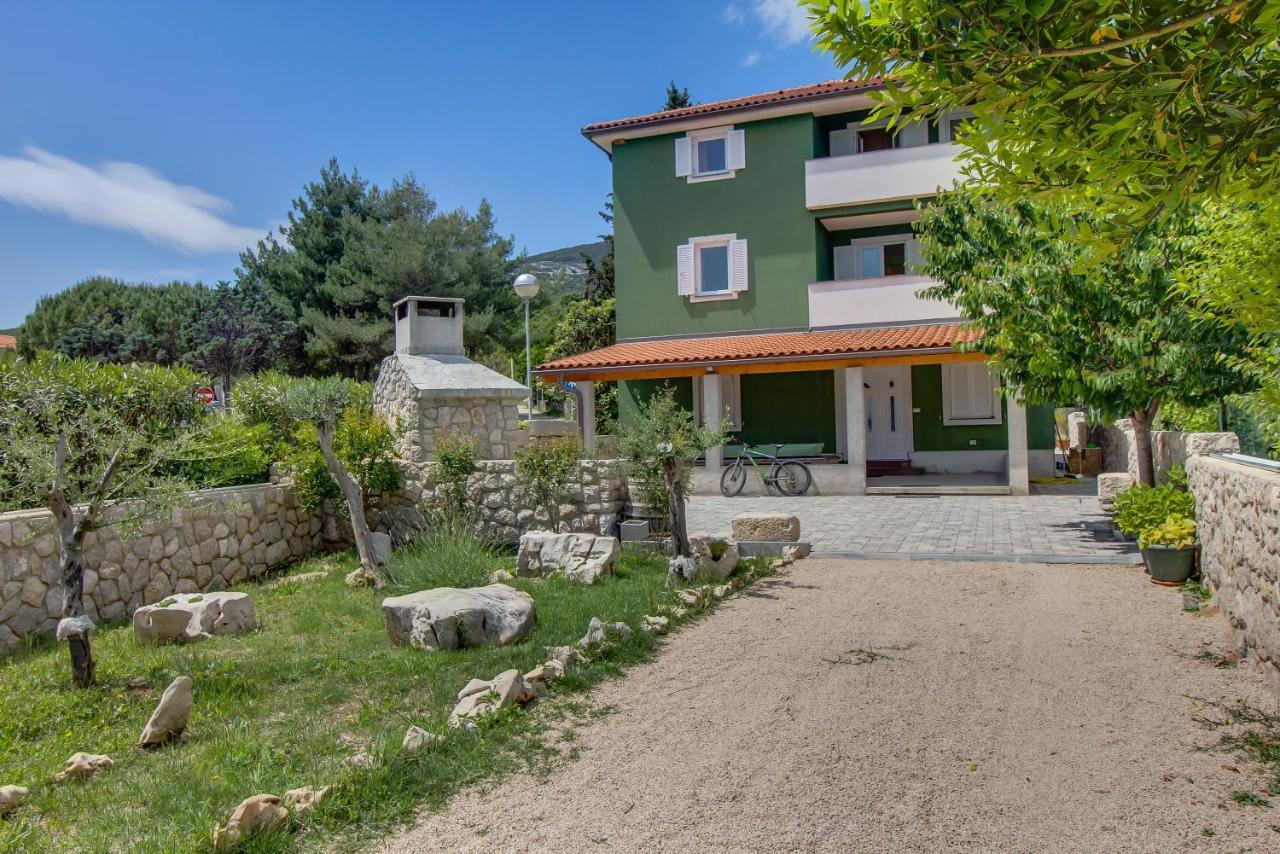 Apartments And Rooms By The Sea Nerezine, Losinj - 11815 Eksteriør bilde