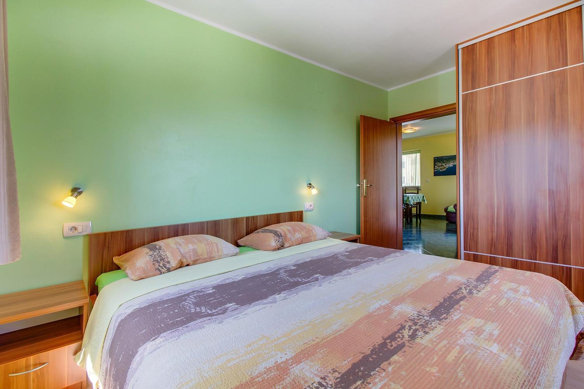 Apartments And Rooms By The Sea Nerezine, Losinj - 11815 Rom bilde